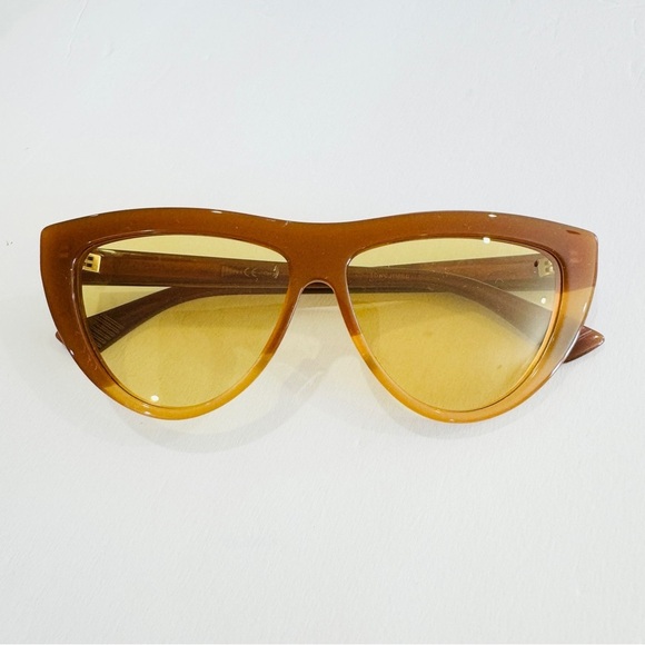 Bottega Veneta cat eye yellow brown Sunglasses main image 4